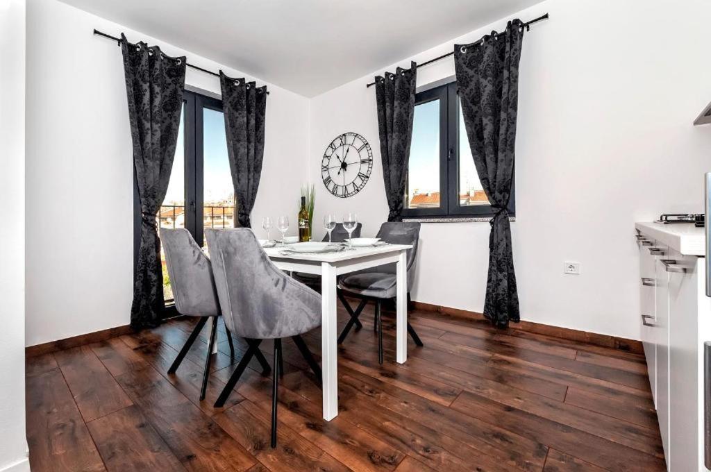Deluxe Apartments A&A - 2 Rovinj Ngoại thất bức ảnh